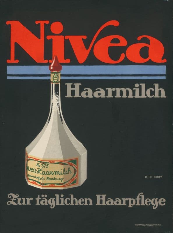 Nivea Haarmilch zur täglichen Haarpflege as a canvas print